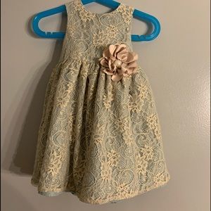Blueish cream laced sleeveless dress 18m